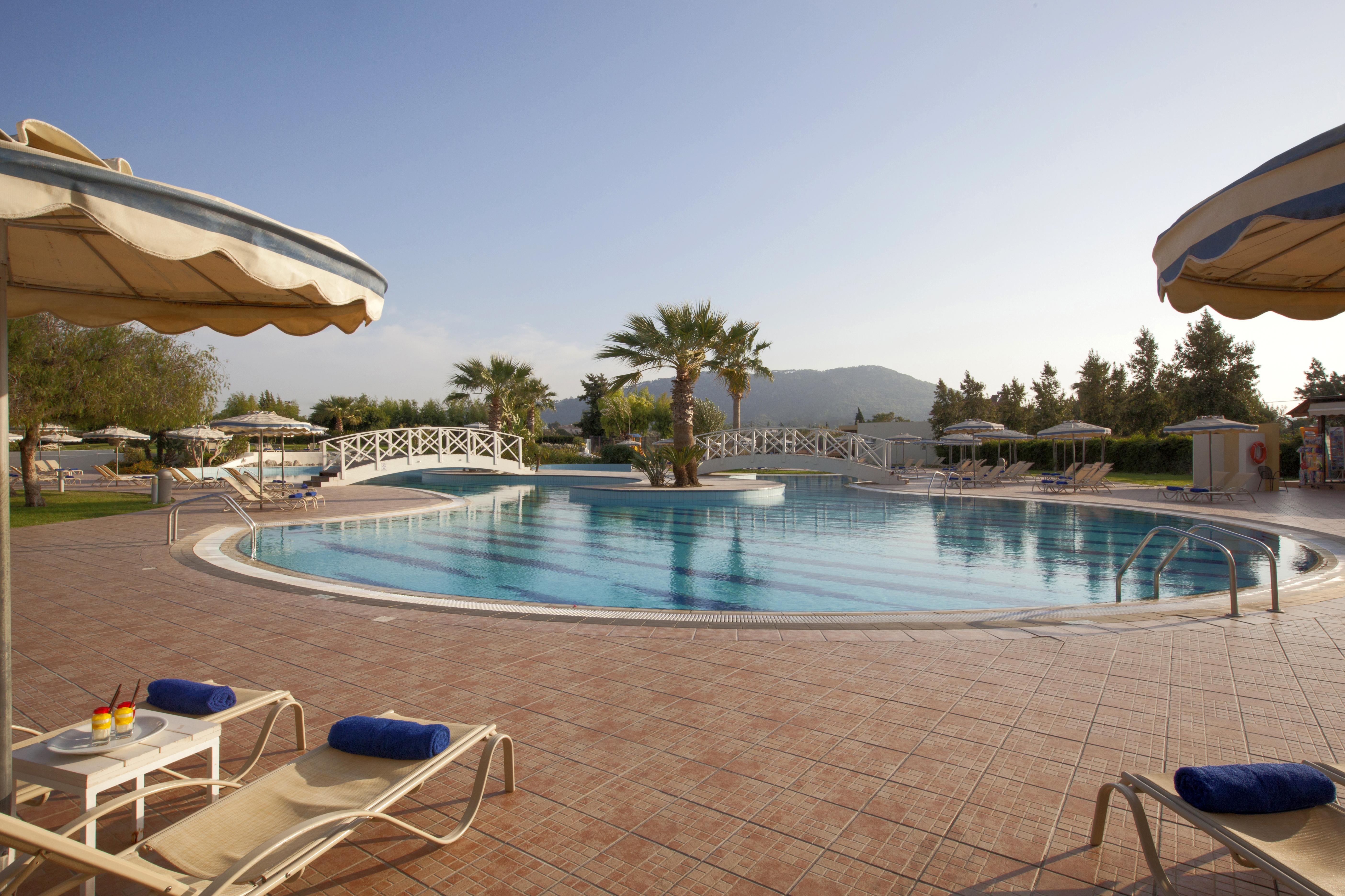 Electra Palace Rhodes Ialysos (Rhodes) Exterior foto Pool at the hotel